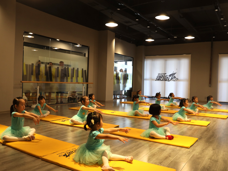 郴州星途視界造星工廠師生風(fēng)采8