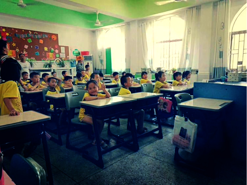 郴州市北湖區(qū)飛行幼兒園師生風采圖集