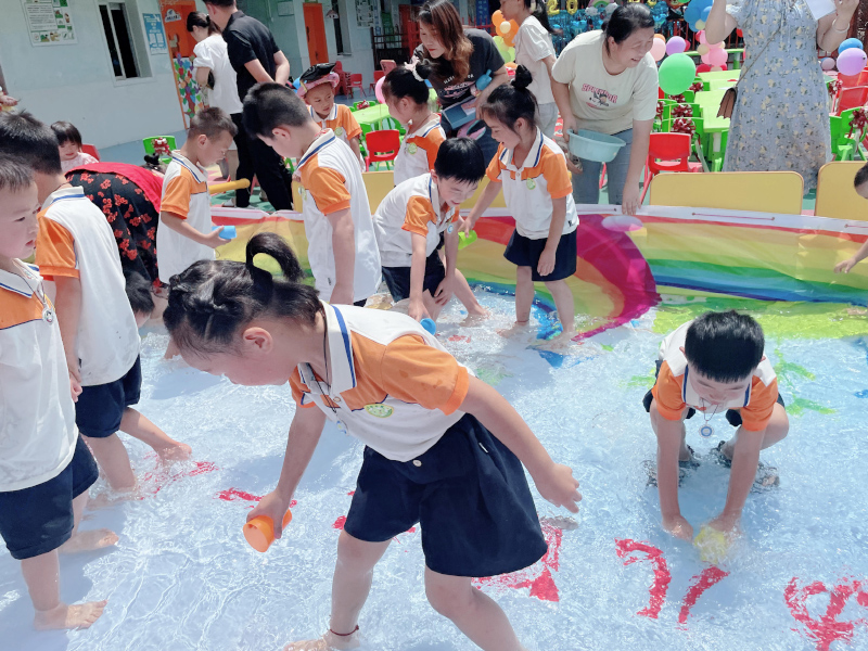 郴州市北湖區(qū)悅欣幼兒園師生風采